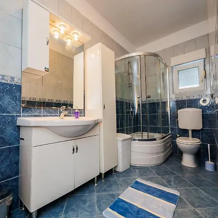 Apartman Marija Kastela Exterior photo