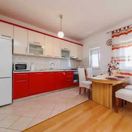 Apartman Marija Kastela Exterior photo